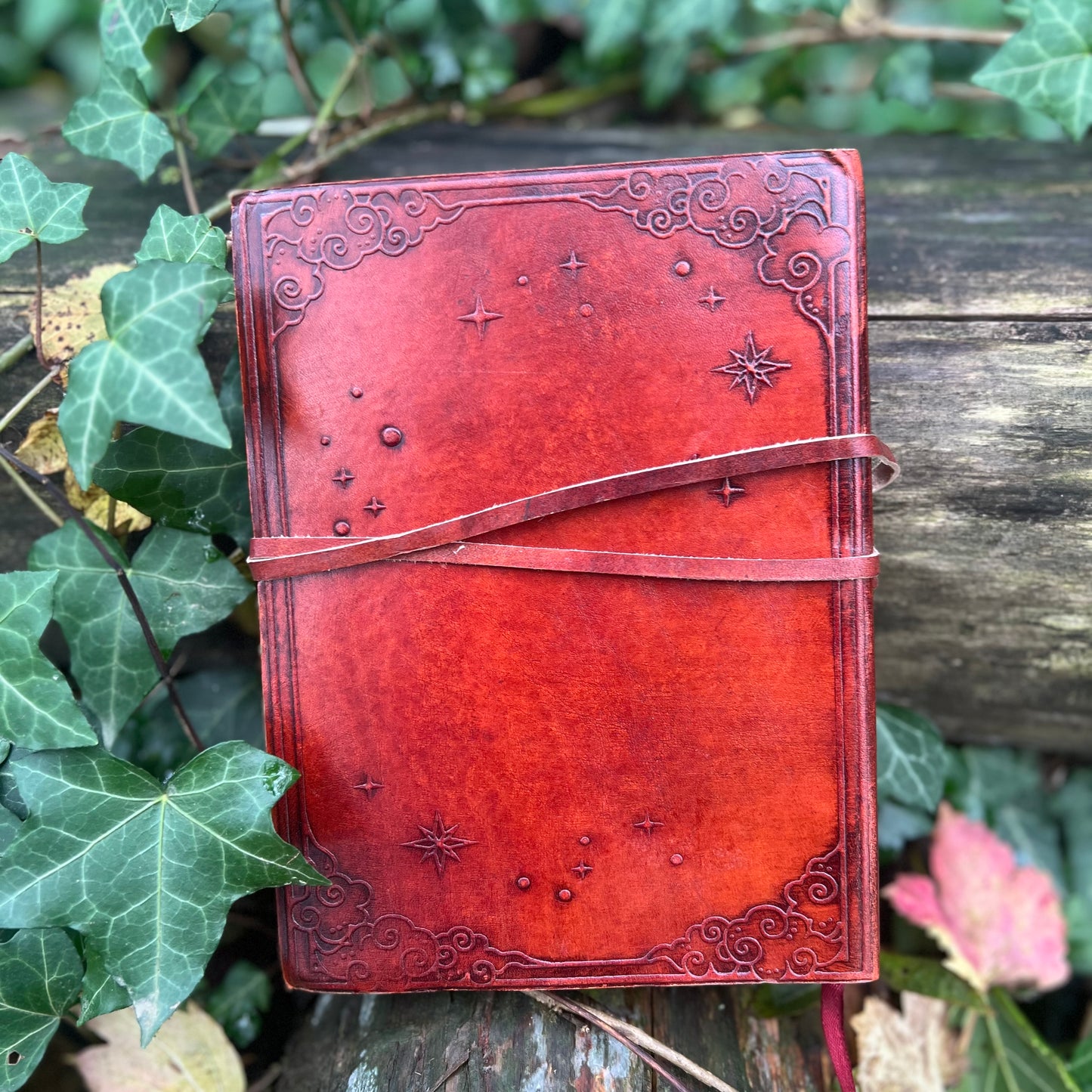 Grimoire en cuir Triple lune