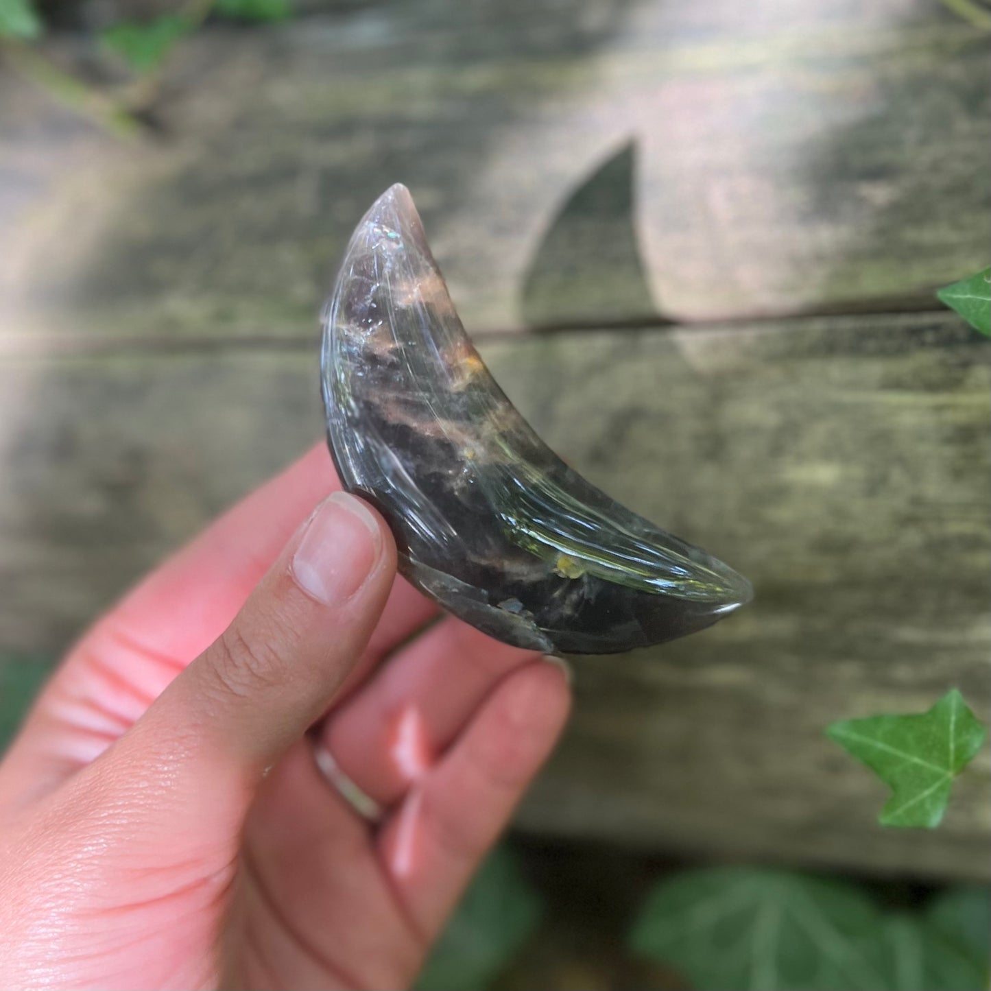 Croissant de Lune Pierre de lune noire - 45g