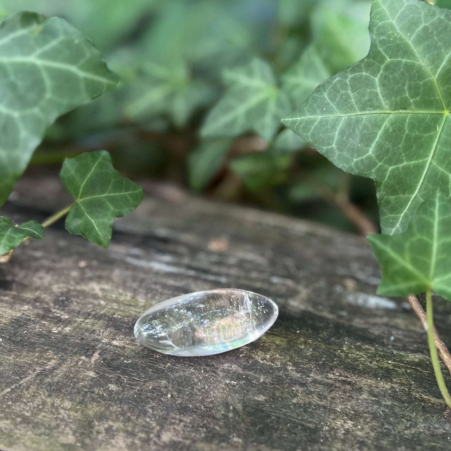 Galet Cristal de roche - 10 à 30g