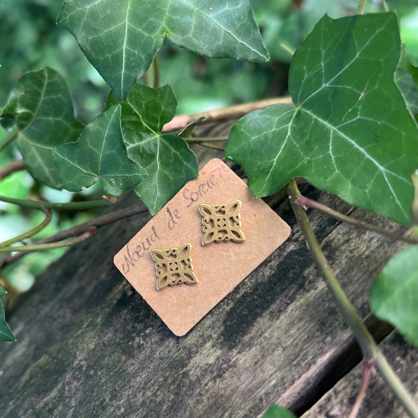 Boucles d’oreilles Noeud de sorcière - acier inoxydable doré