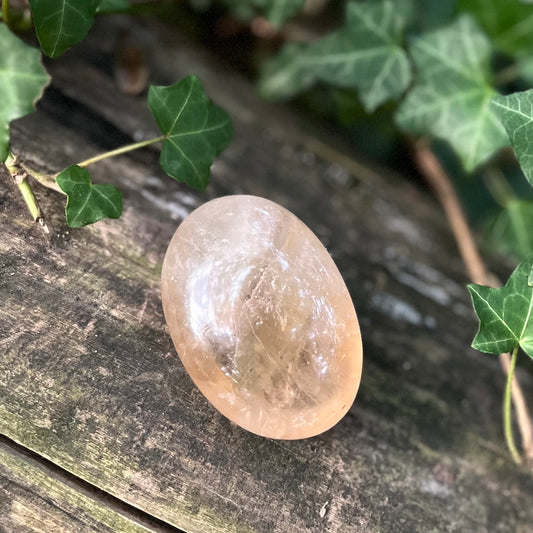 Galet Citrine naturelle - 100 à 120g