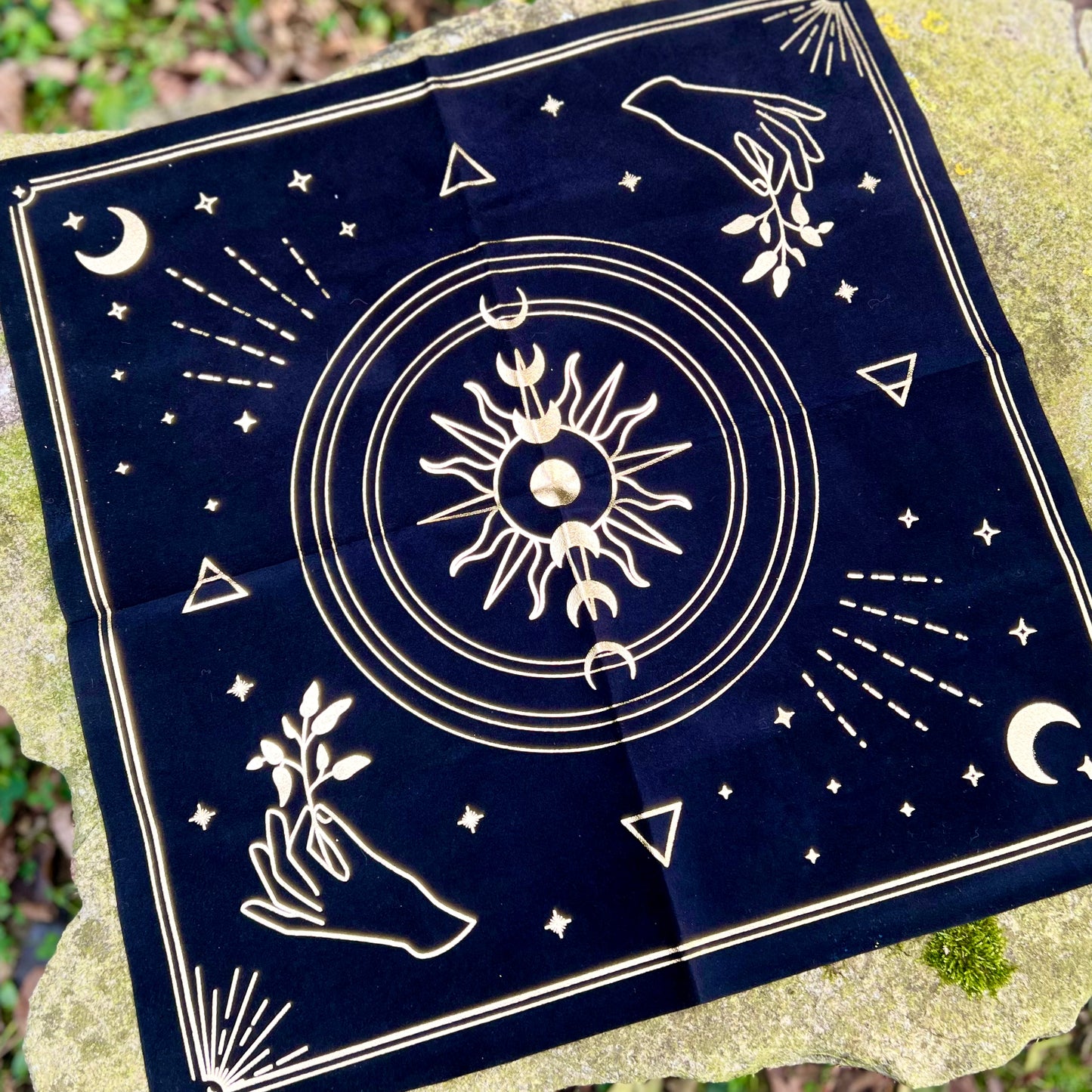 Nappe de Divination en velours noir - Éléments et Lune
