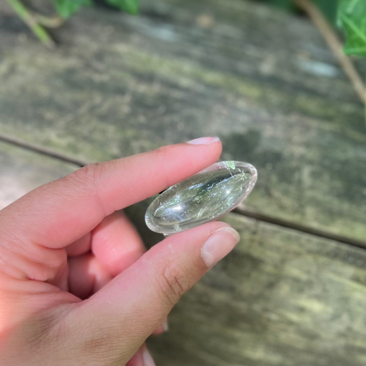 Galet Cristal de roche - 10 à 30g