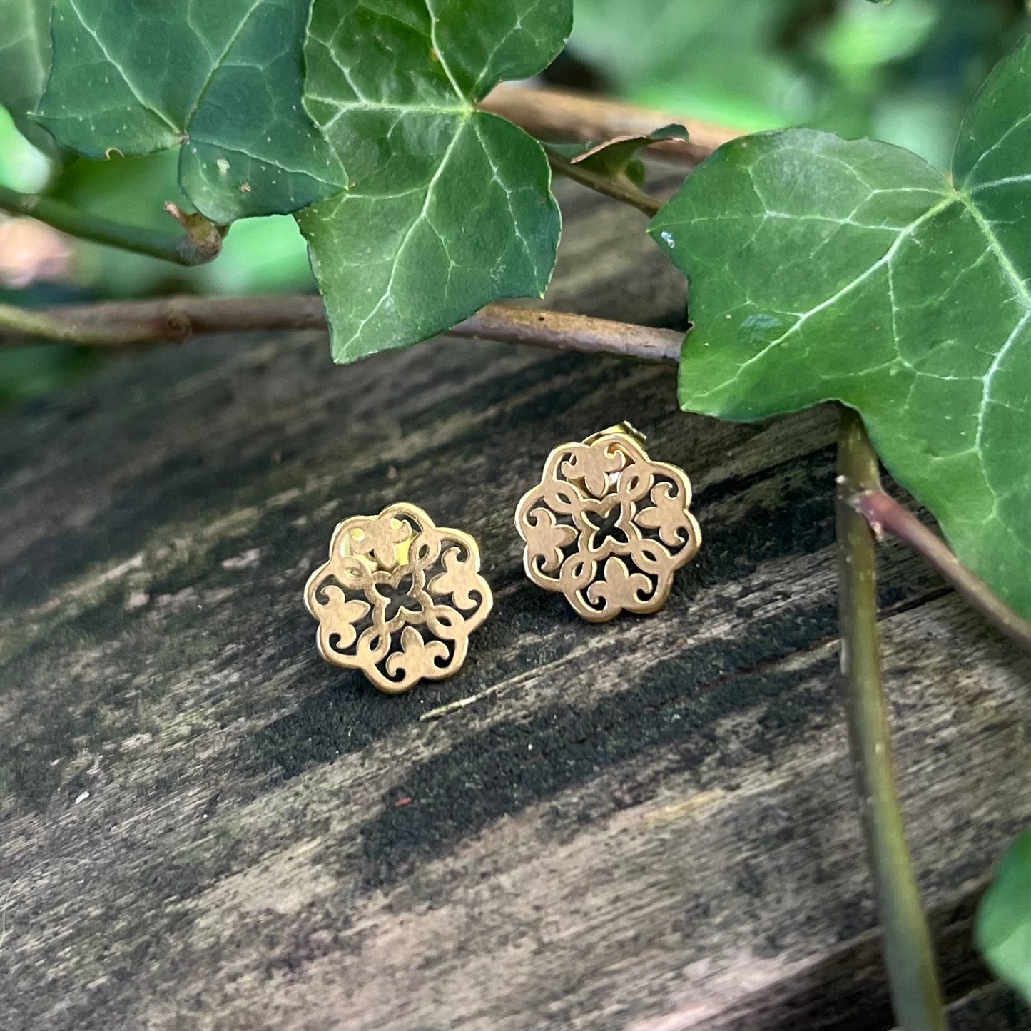 Boucles d’oreilles Fleur de vie - acier inoxydable doré
