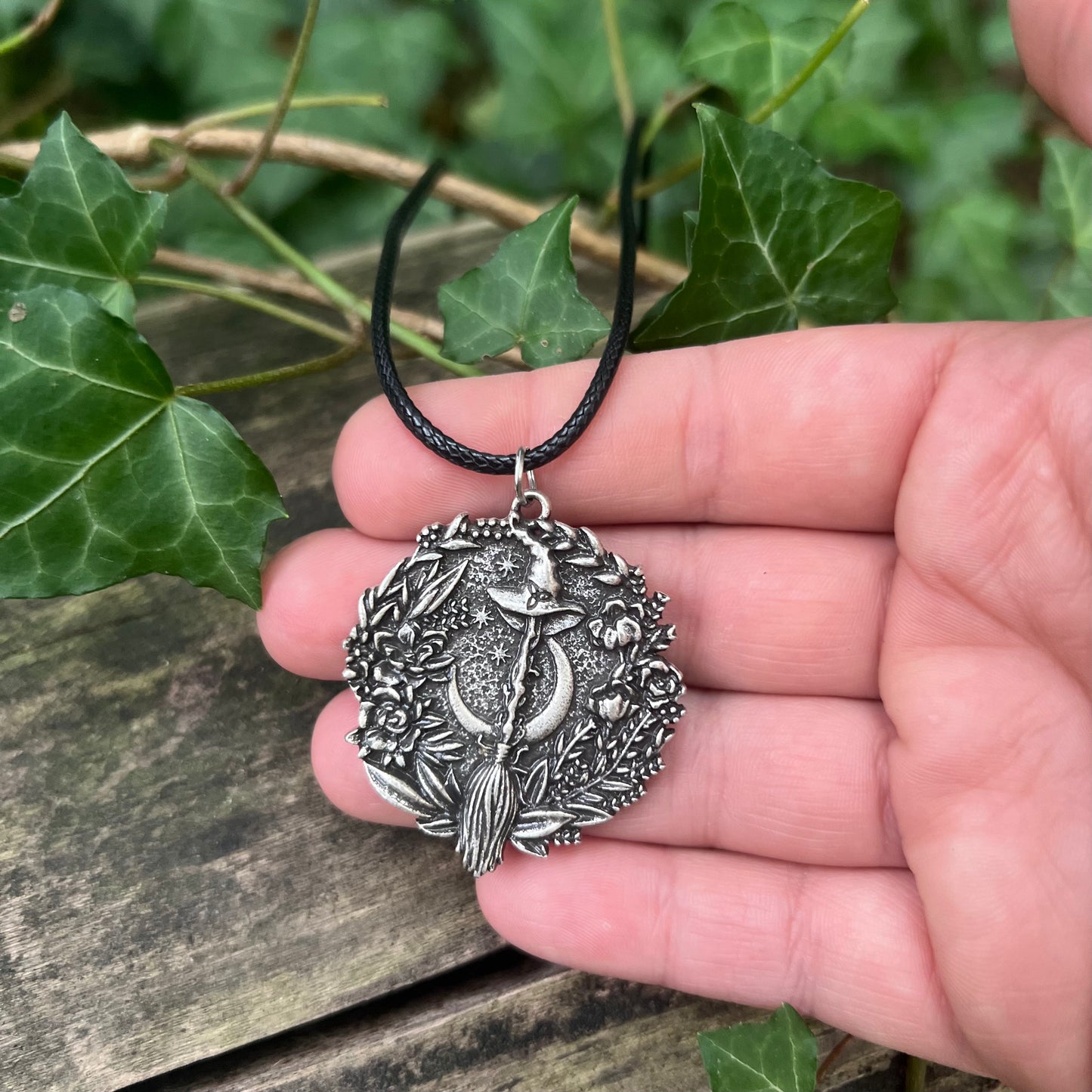 Collier Sorcière verte