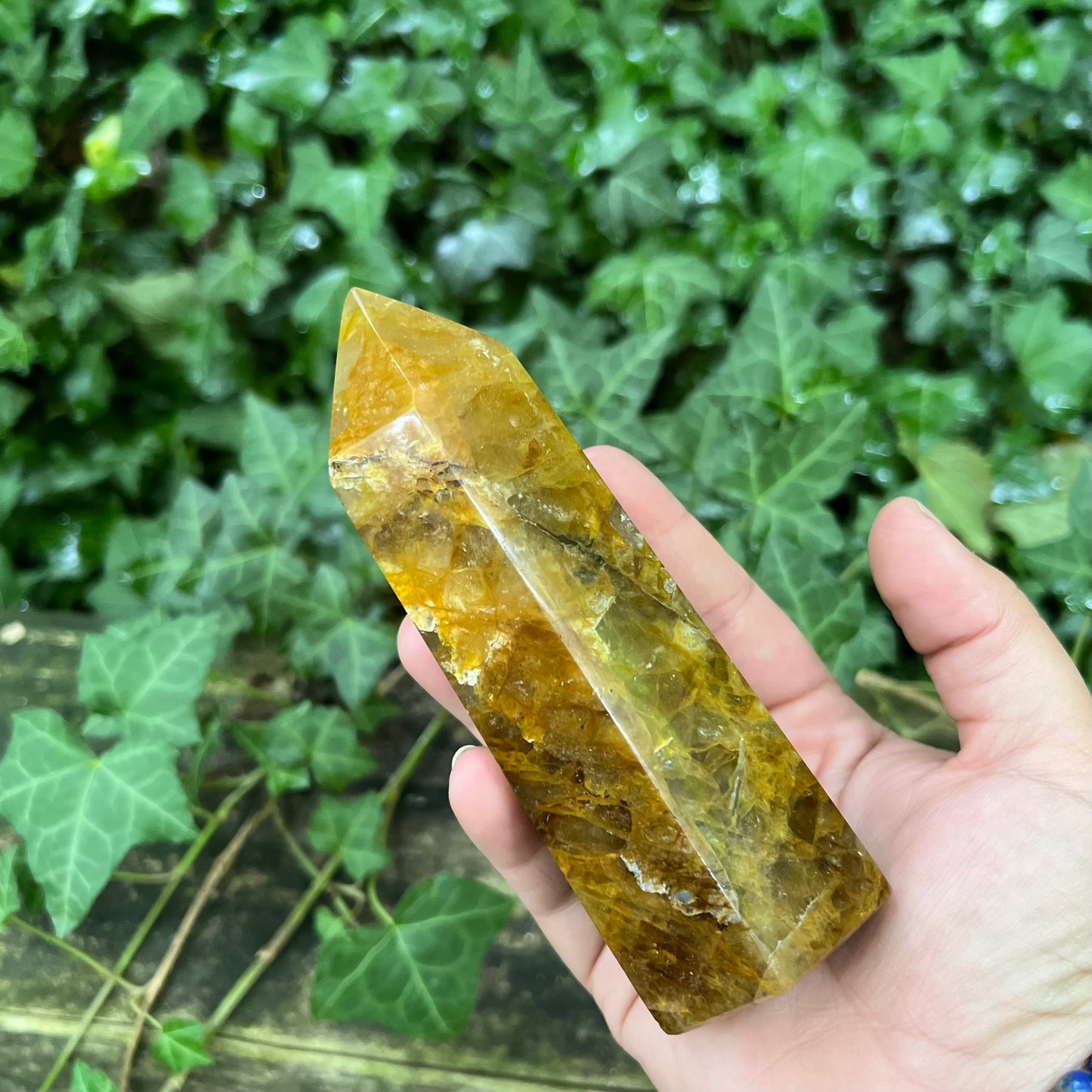 Pointe Quartz hématoïde jaune - 445g