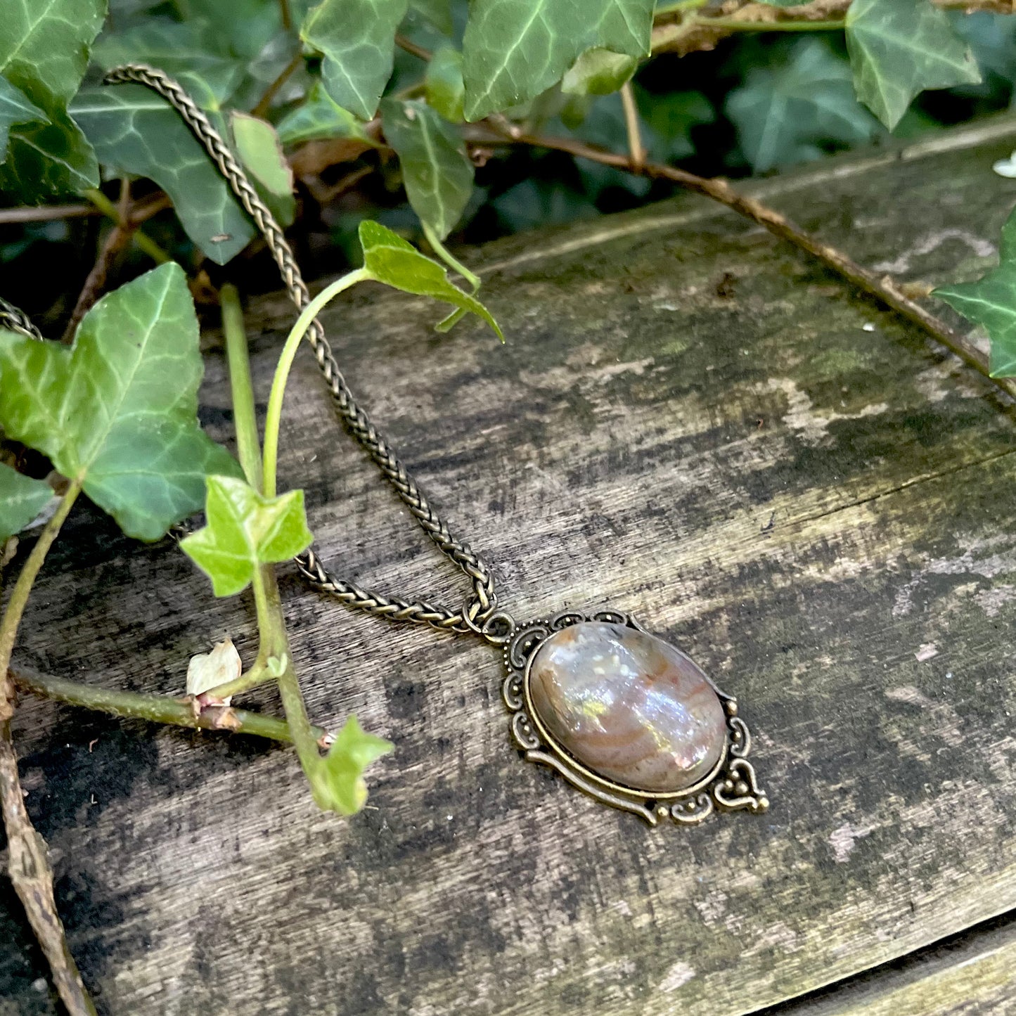 Collier Elfique - Agate indienne - Cabochon ovale