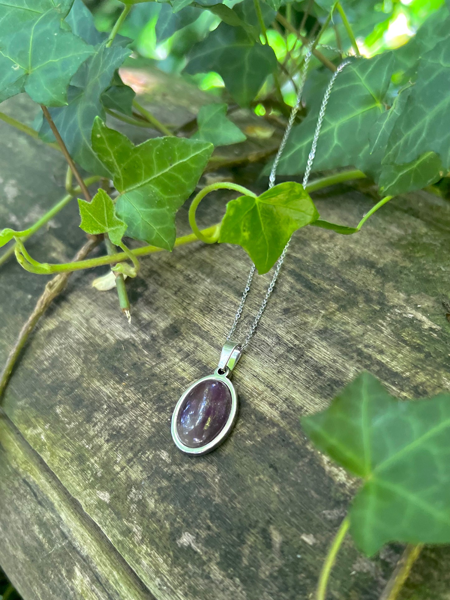Collier Améthyste - Cabochon ovale - acier inoxydable argenté