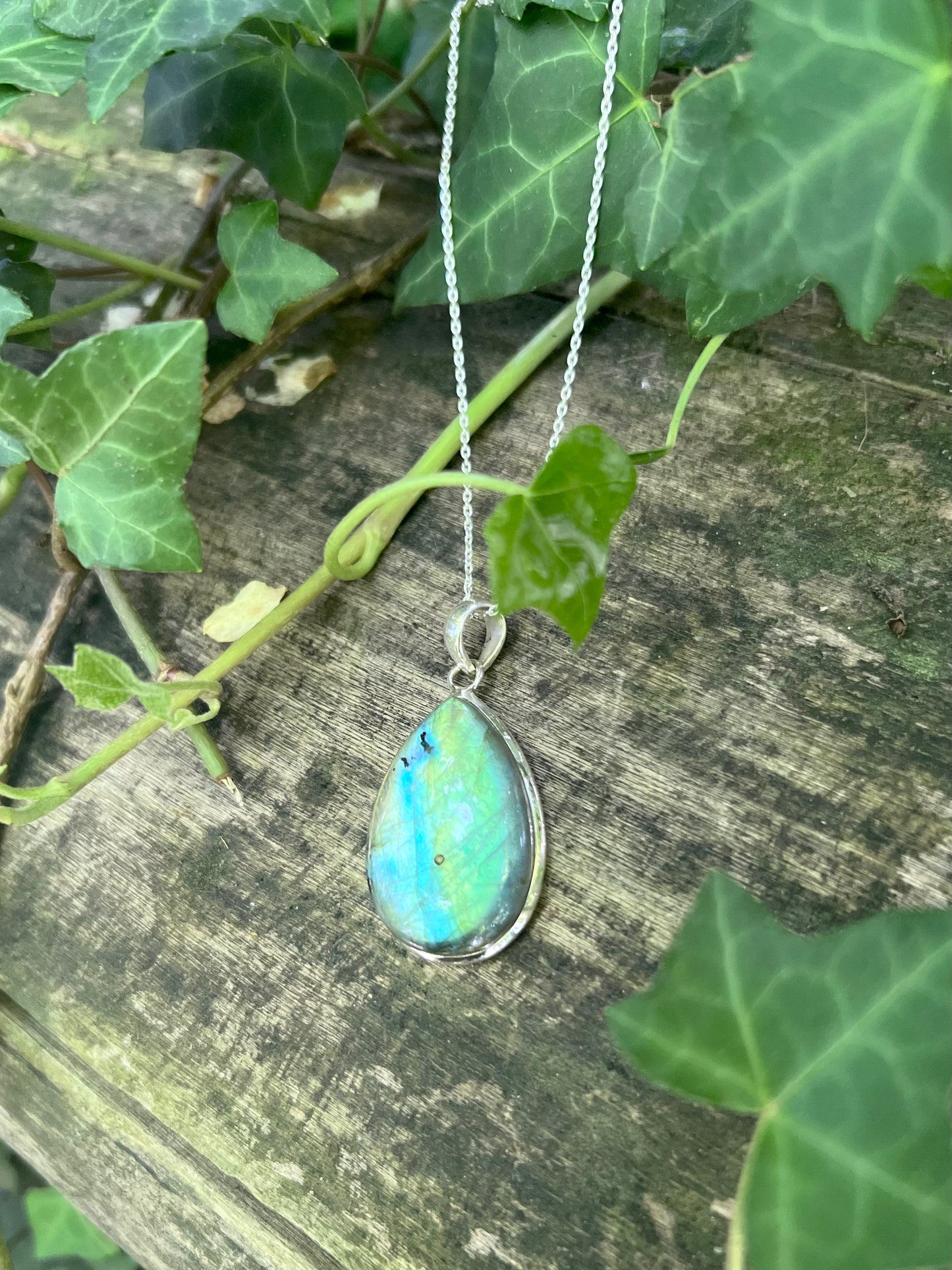 Collier Freyja - Labradorite - Pendentif goutte - argent 925