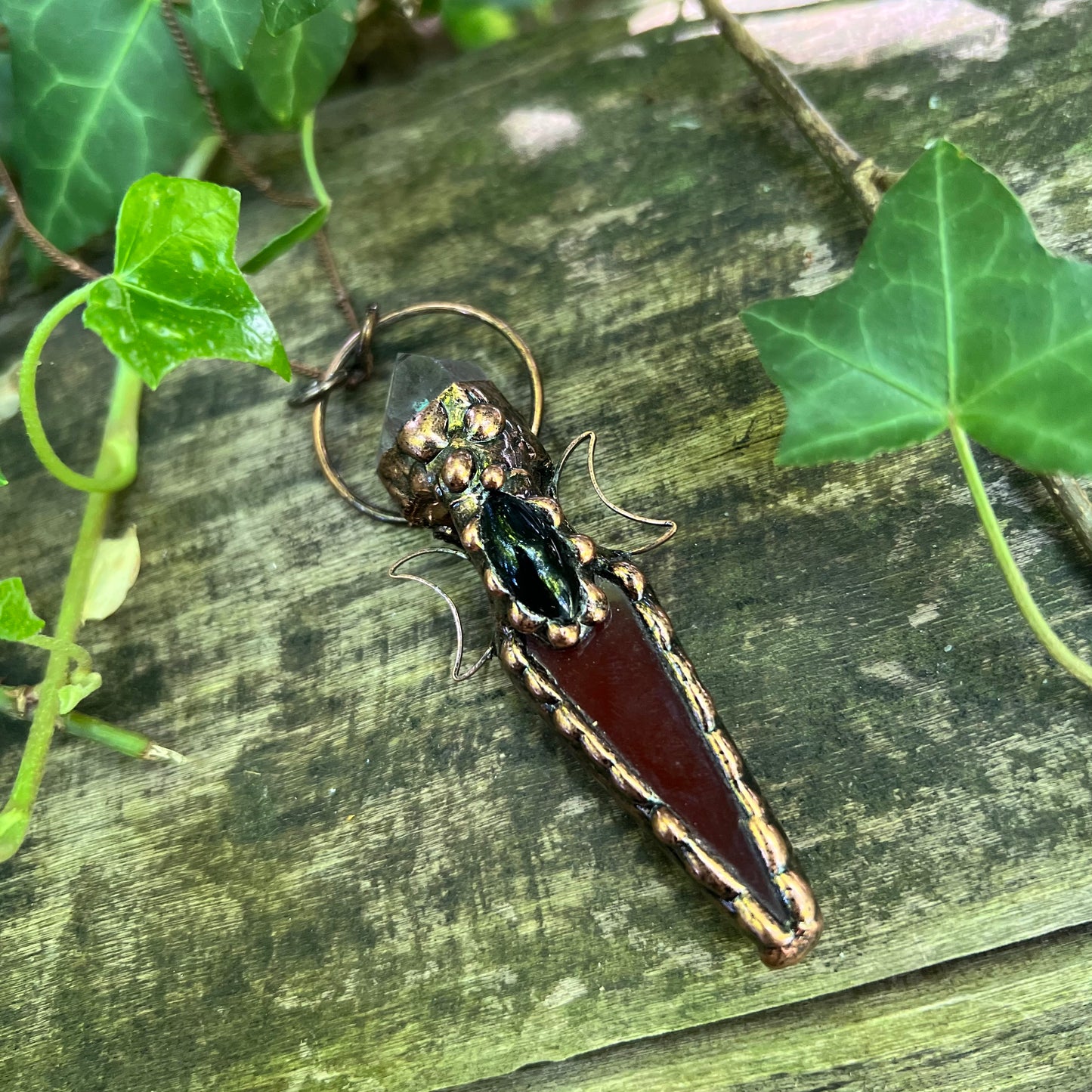 Collier Thirona - Agate rouge, Obsidienne noire, Améthyste - cuivre