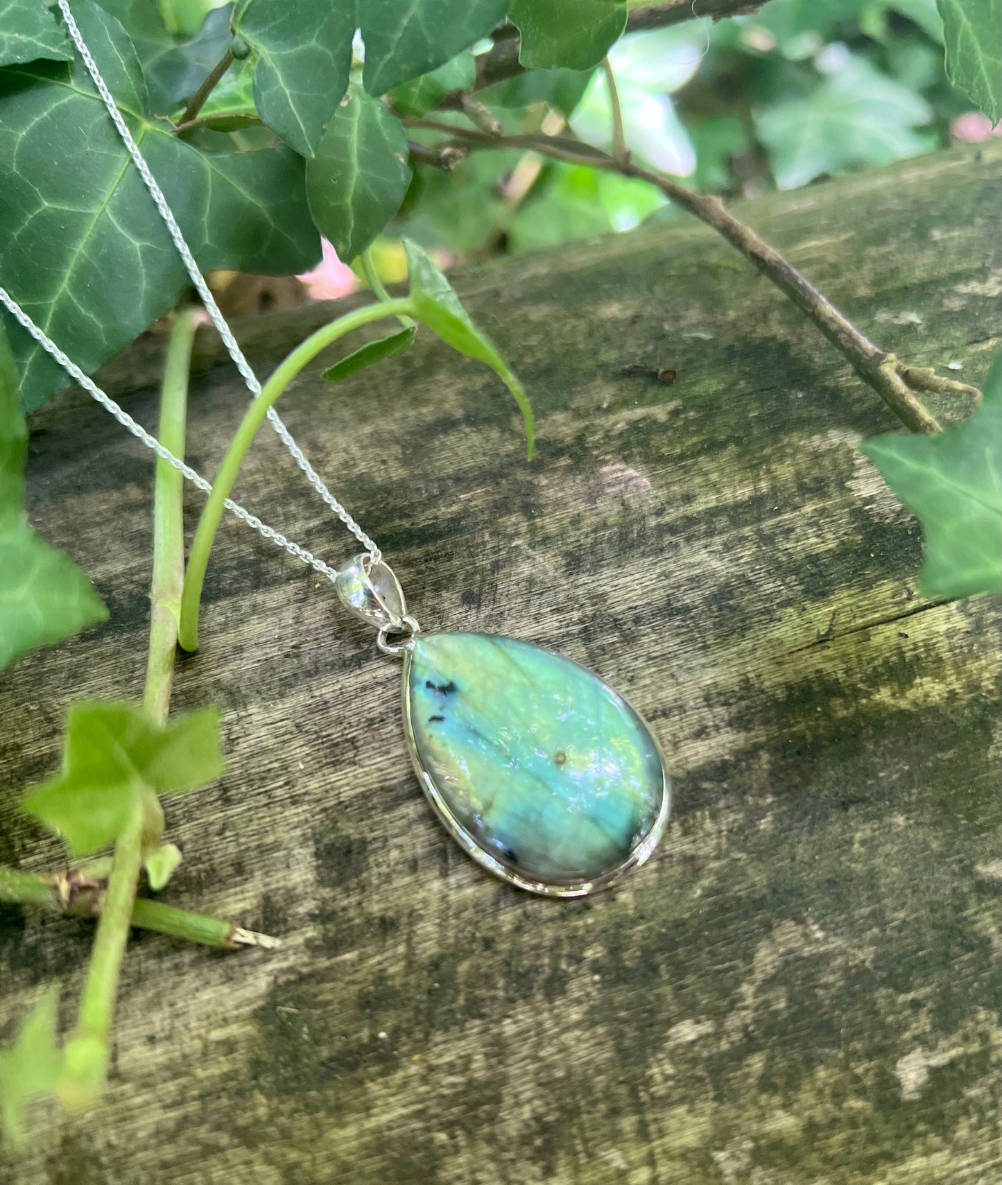 Collier Freyja - Labradorite - Pendentif goutte - argent 925