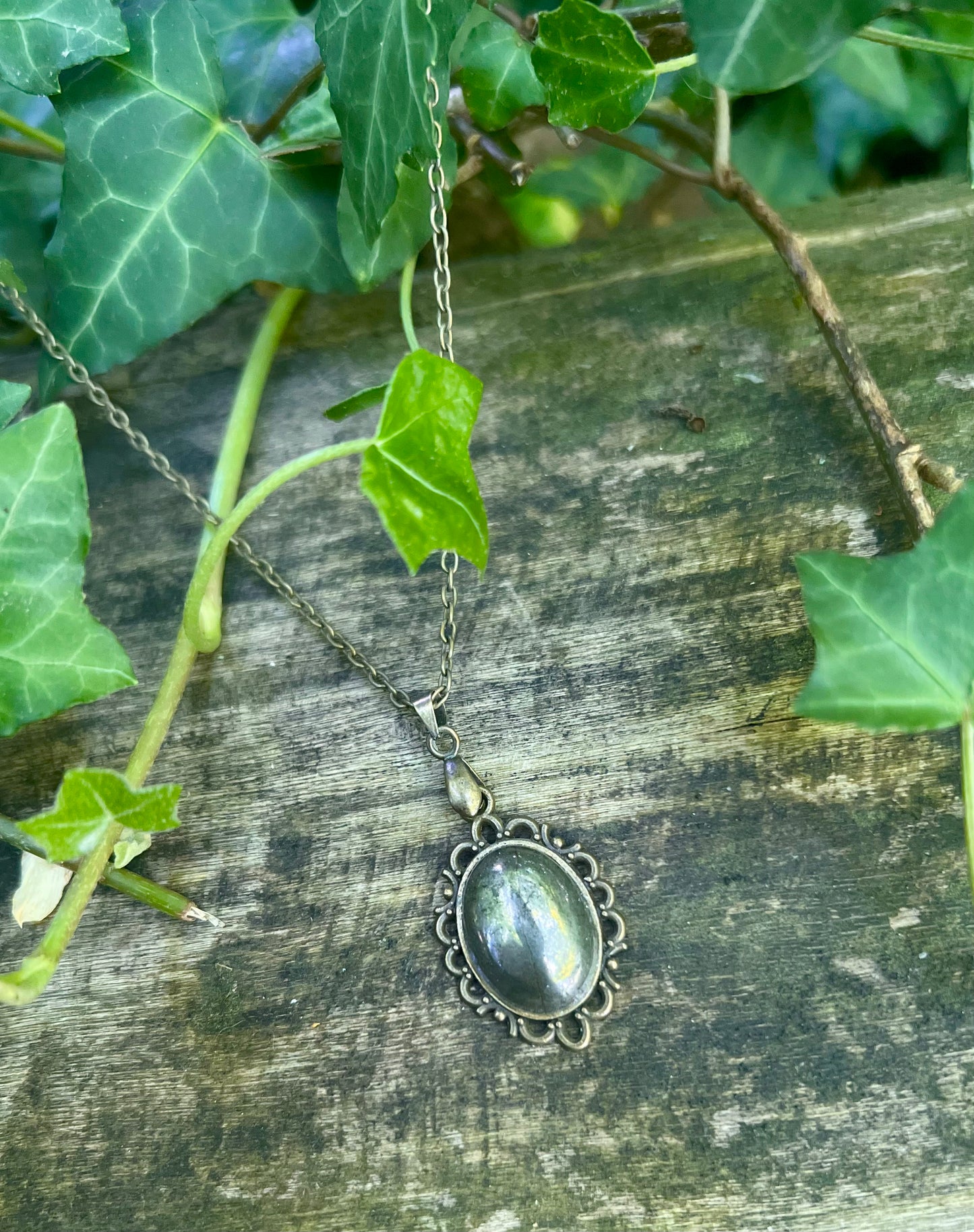 Collier Elfique - Pyrite - Cabochon ovale