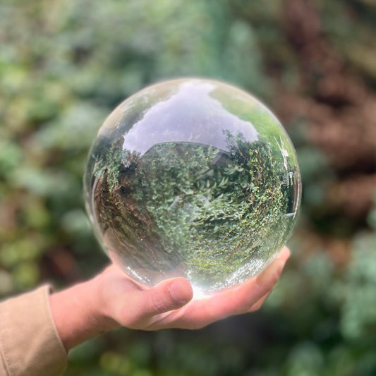 Boule de Cristal sur socle - 200mm