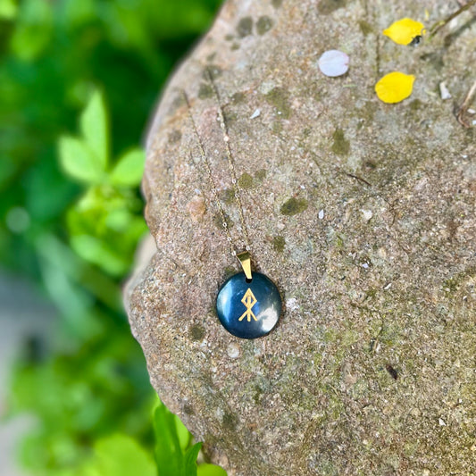 Collier Runique Hématite - Courage