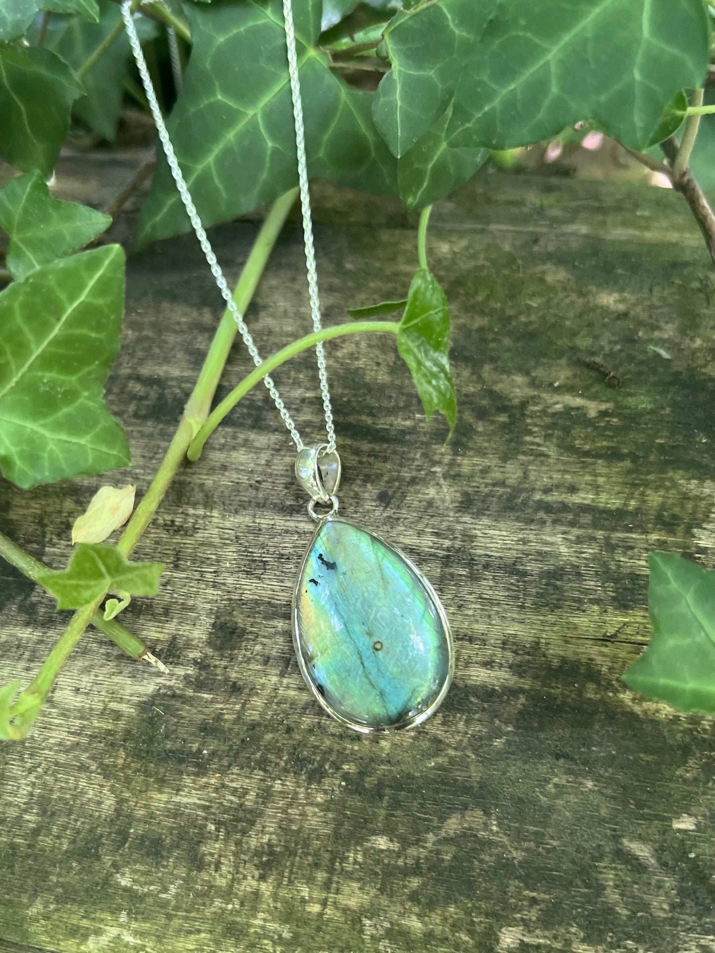 Collier Freyja - Labradorite - Pendentif goutte - argent 925