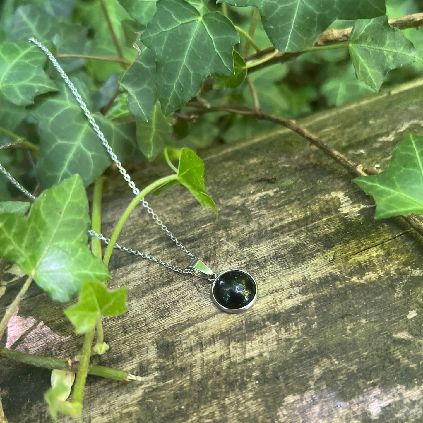 Collier Obsidienne noire - Cabochon rond - acier inoxydable argenté