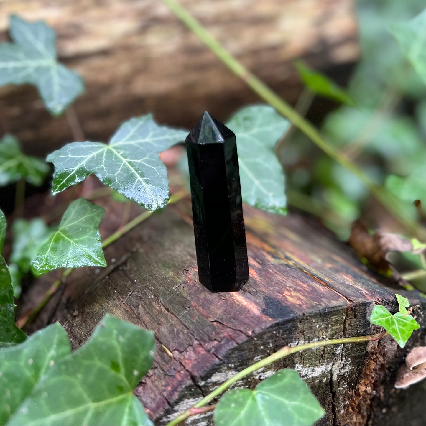 Pointe de guérison / Obélisque Obsidienne noire