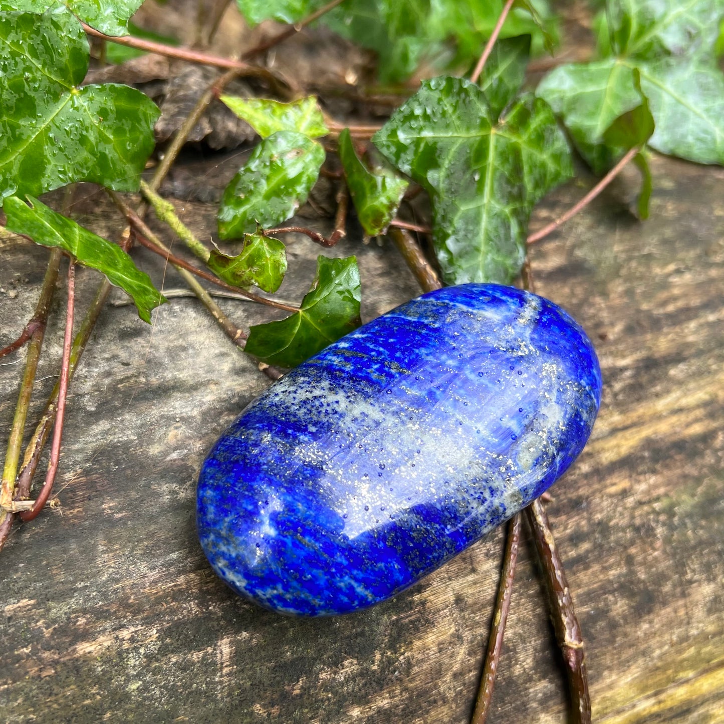 Galet Lapis lazuli - 130 à 150g